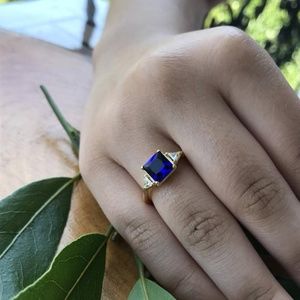 Blue Sapphire and gold Ring handmade